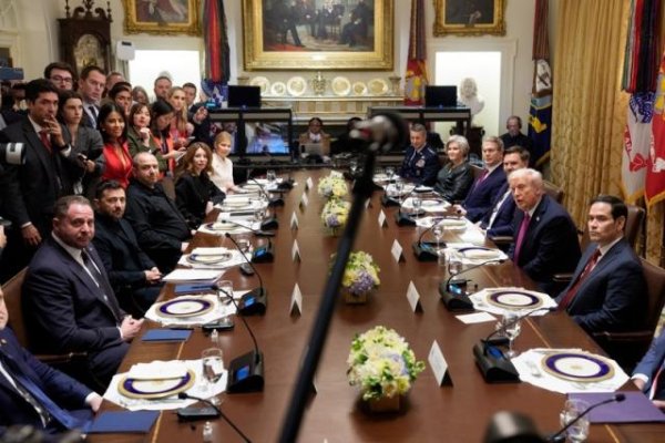 汇配资 泽连斯基：“我有拜登的黑料，要不我们见一面？”